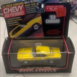 Road Champs  '69 Camaro yellow/black ZR28 diecast